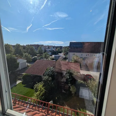 Apartament Sonniges Dachgeschoss Am Muenchner Stadtrand Neubiberg