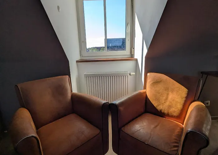 Sonniges Dachgeschoss Am Muenchner Stadtrand *